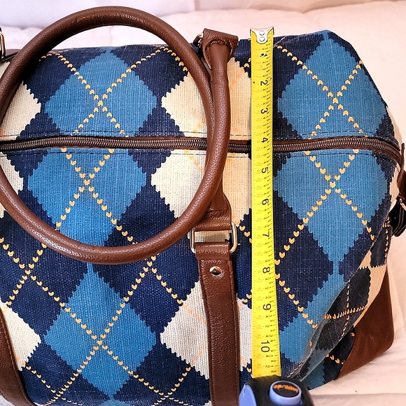 Lulu Dharma Weekender Tote - Picture 7 of 12